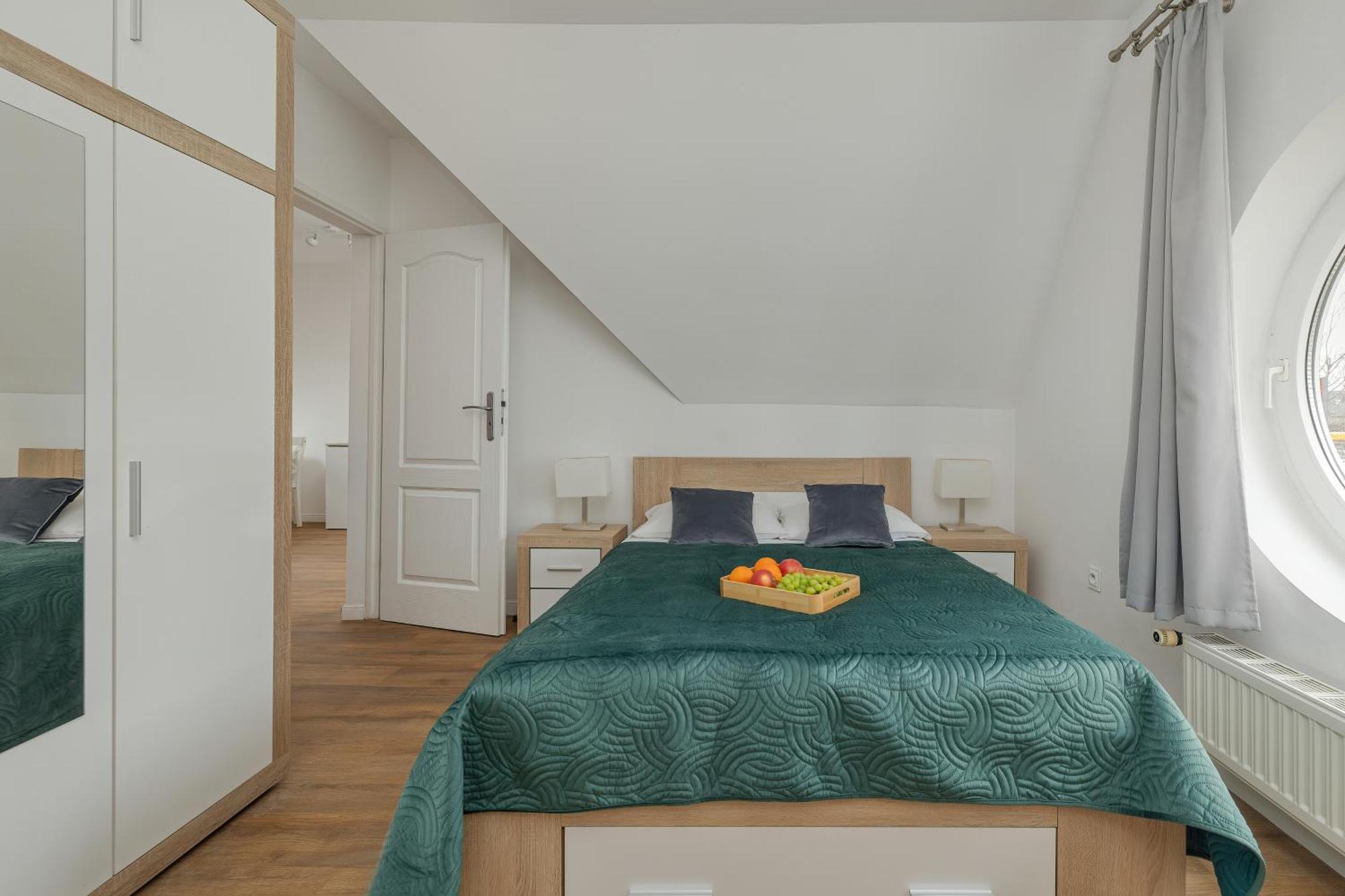 Unique In By Rent Like Apartment